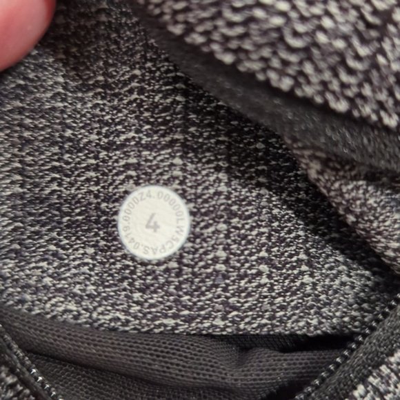 Lululemon Speed Up Tight 28" *Full-On Luxtreme Luon Variegated Knit Black Hthrd - Picture 8 of 13
